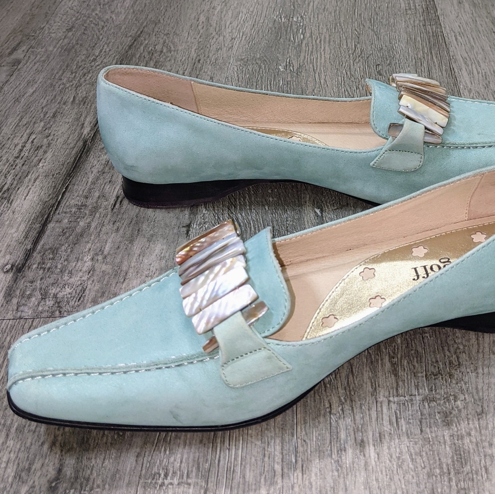 Ginger Goff Suede Flats - Picture 4 of 6